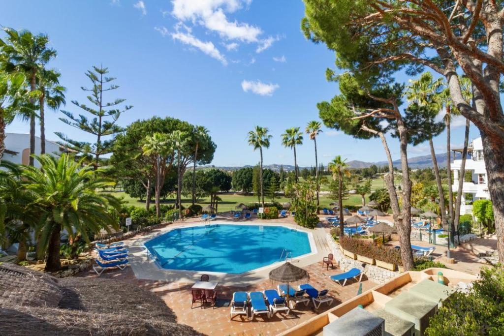 Matchroom Apartamento Con Piscina En Mijas Golf Fuengirola Bagian luar foto